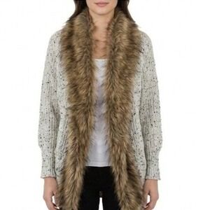 On Blue Cardigan Sweater Womens Medium Beige Open Front Faux Fur Trim Cable Knit